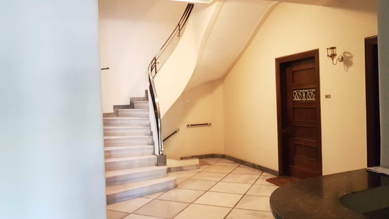 Violet Errathens Apartment - Athens Center, 7 Bd, 3 Bath Eksteriør bilde