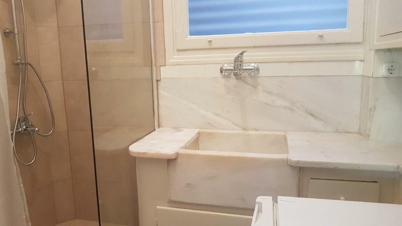 Violet Errathens Apartment - Athens Center, 7 Bd, 3 Bath Eksteriør bilde