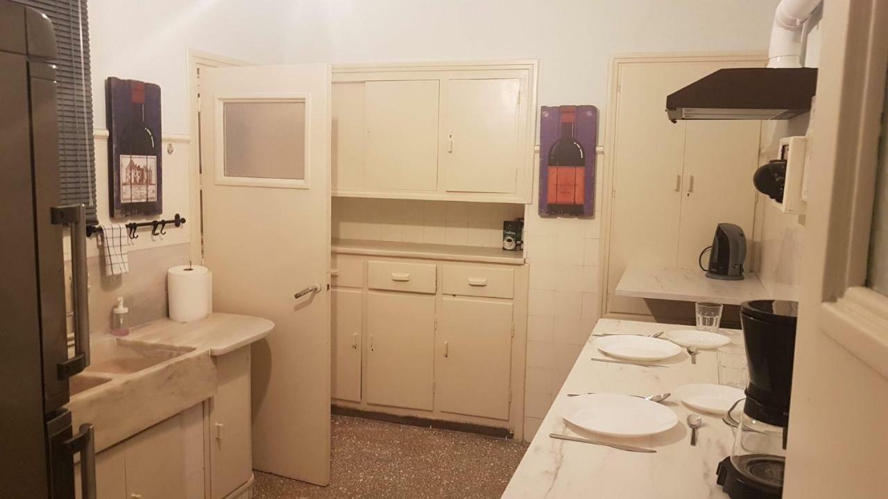 Violet Errathens Apartment - Athens Center, 7 Bd, 3 Bath Eksteriør bilde