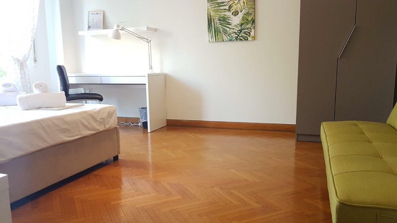 Violet Errathens Apartment - Athens Center, 7 Bd, 3 Bath Eksteriør bilde