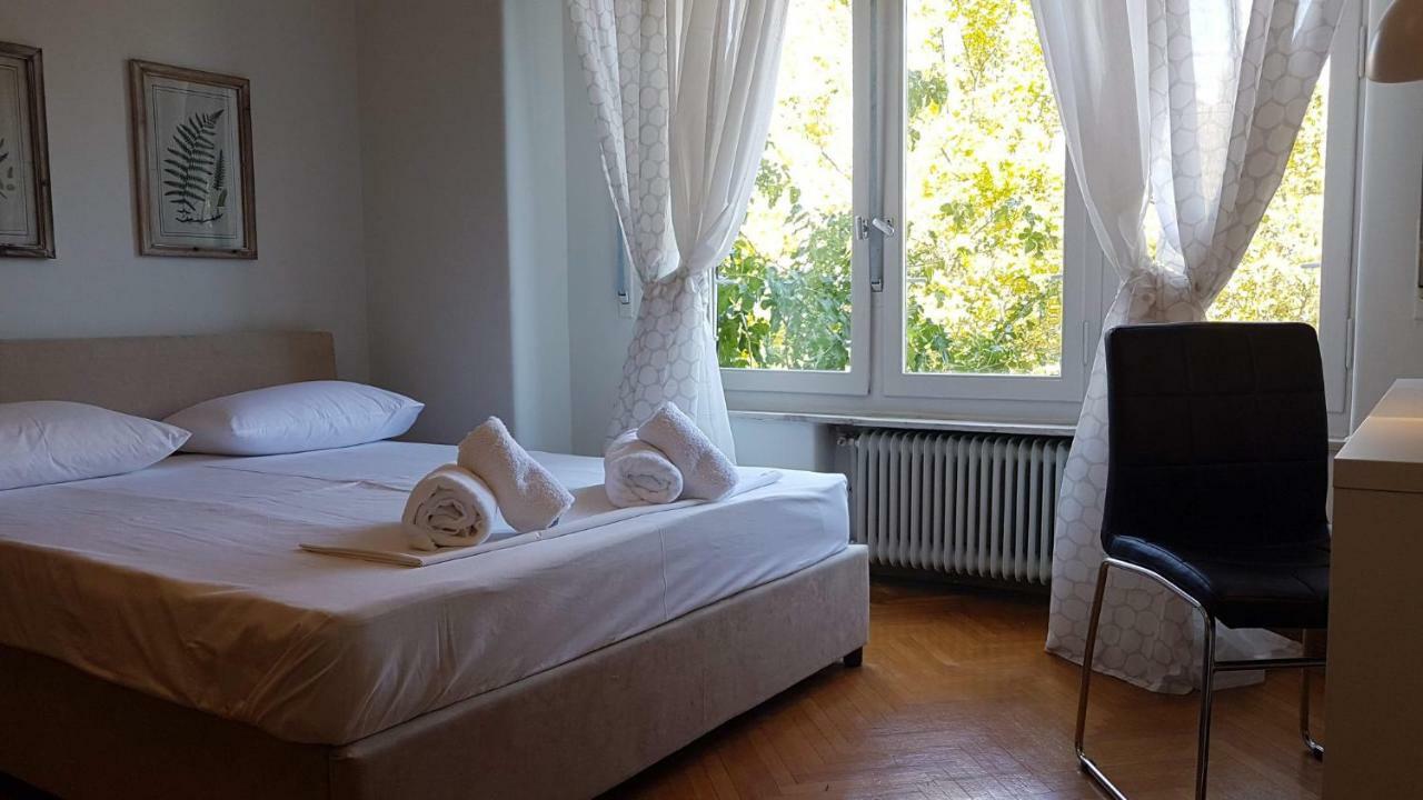 Violet Errathens Apartment - Athens Center, 7 Bd, 3 Bath Eksteriør bilde