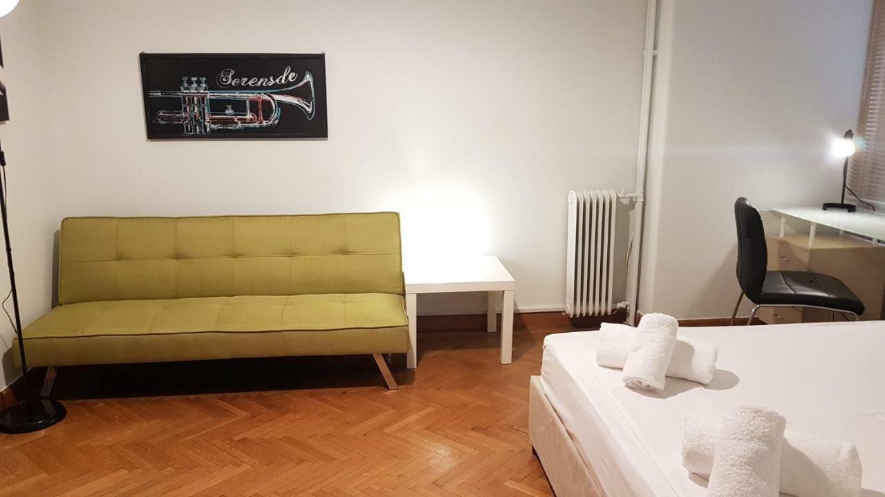 Violet Errathens Apartment - Athens Center, 7 Bd, 3 Bath Eksteriør bilde