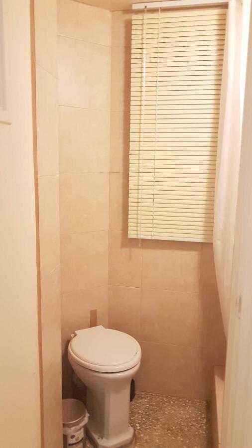 Violet Errathens Apartment - Athens Center, 7 Bd, 3 Bath Eksteriør bilde