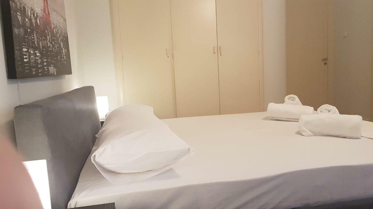 Violet Errathens Apartment - Athens Center, 7 Bd, 3 Bath Eksteriør bilde