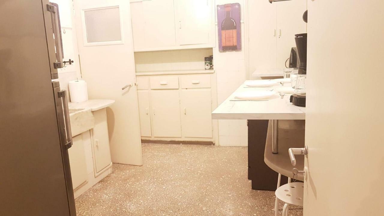 Violet Errathens Apartment - Athens Center, 7 Bd, 3 Bath Eksteriør bilde